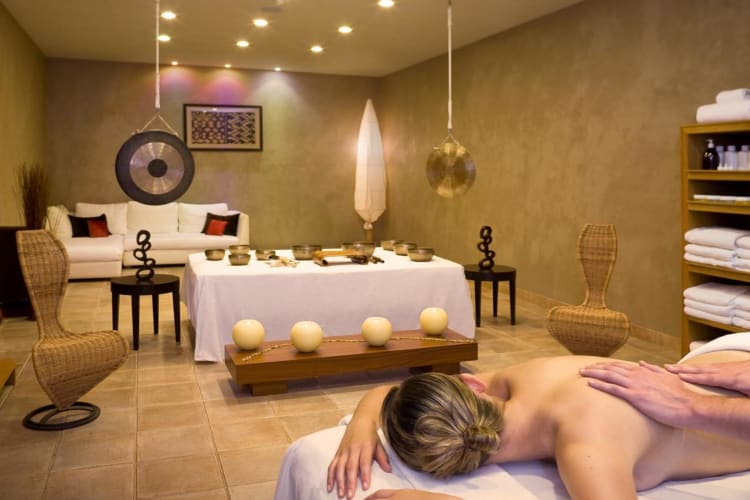 Spa bed